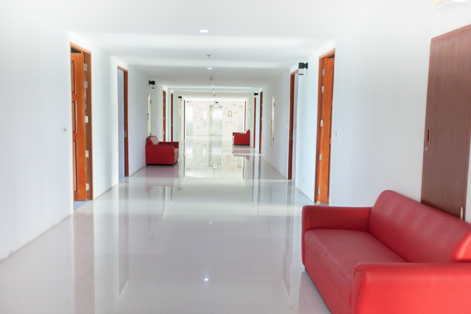 Rawai Chalong Beach Hotel Phuket מראה חיצוני תמונה