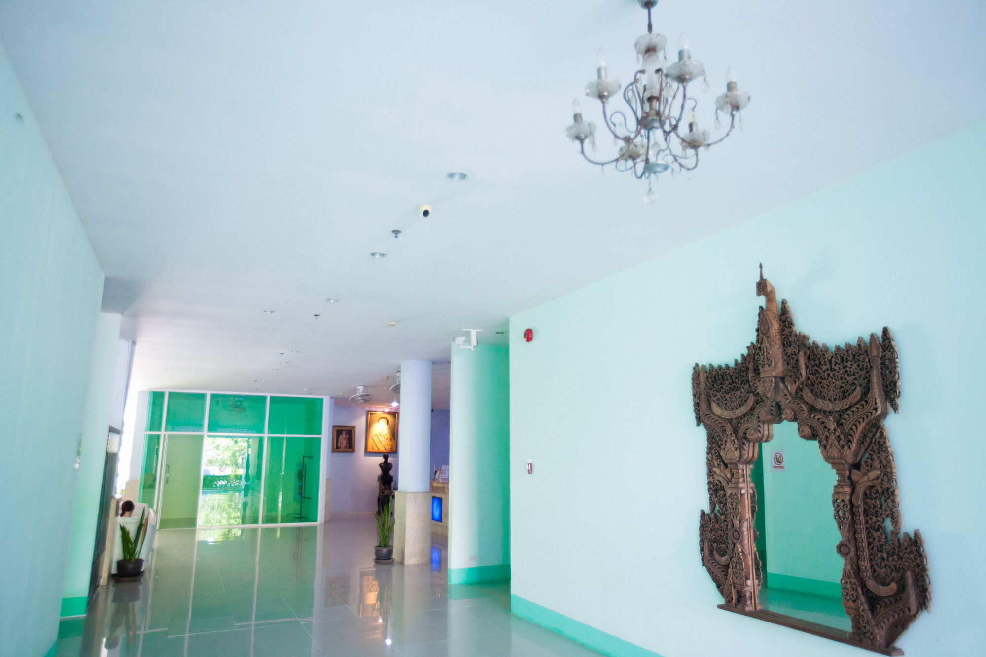 Rawai Chalong Beach Hotel Phuket מראה חיצוני תמונה